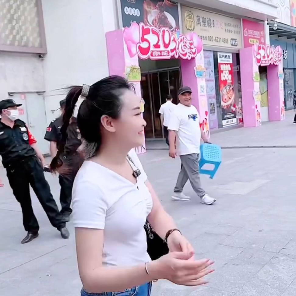 广州新手批发服装如何进货,广州服装批发网上拿货app