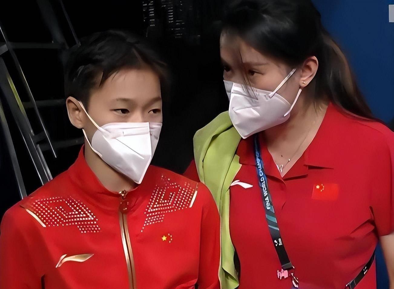 霍启山喜欢陈若琳还是张雨霏,国足陈若琳近况