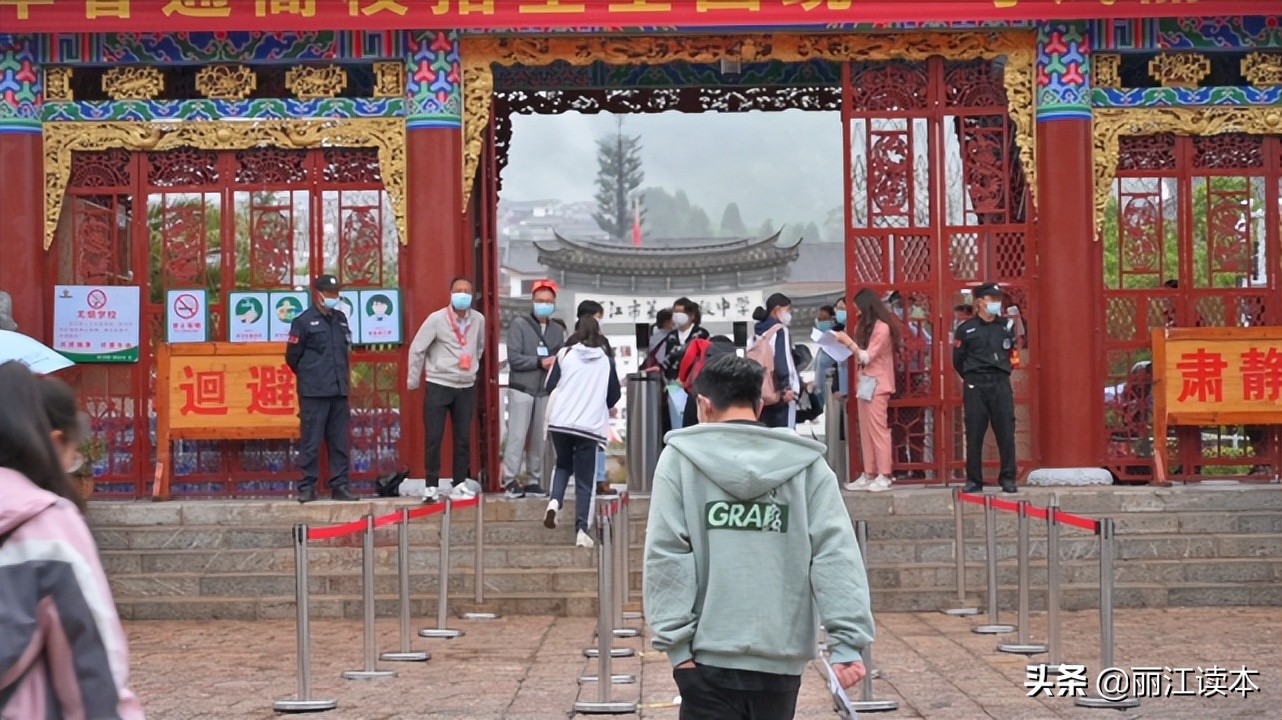 高考直击考场,直击2023高考现场走错考场