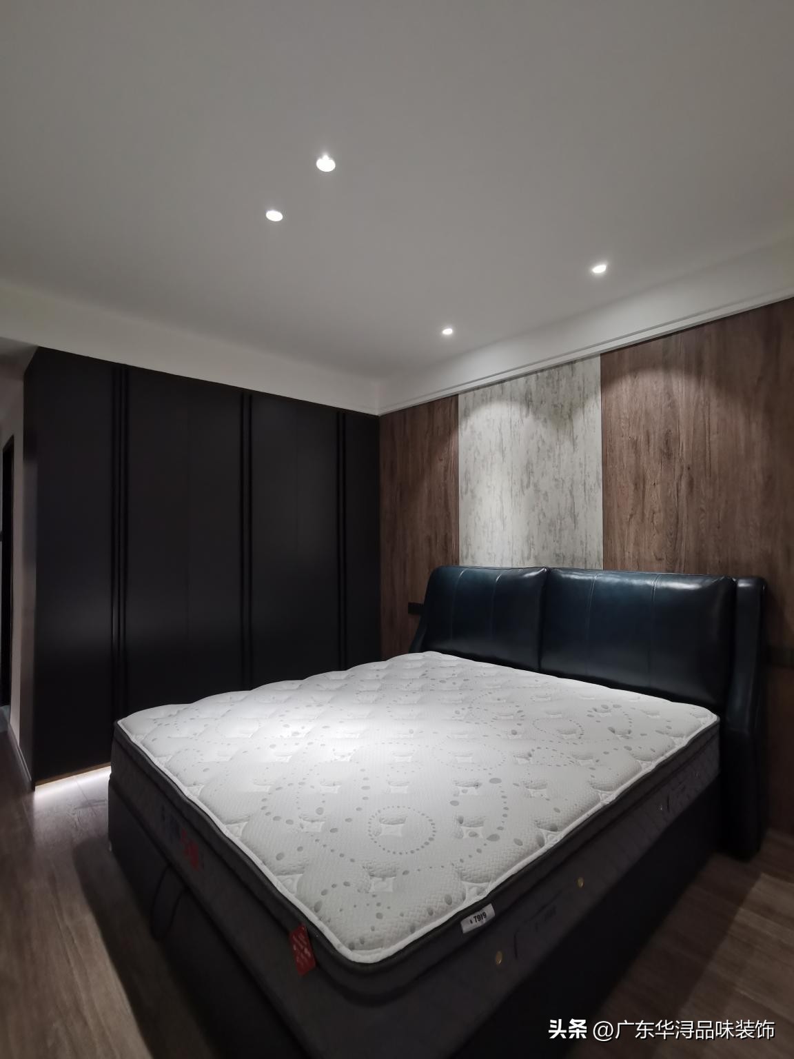 130平简约轻奢风高级蓝灰,黑白灰轻奢风格60-80平