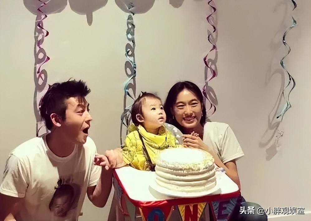 秦舒培陈冠希近照,秦舒培年轻照图片