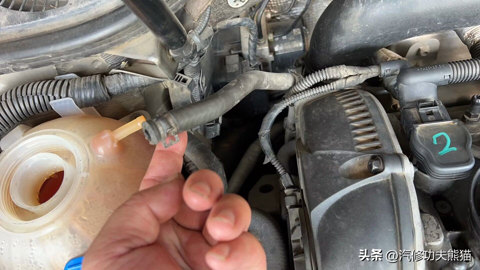 武汉小轿车烧机油处理办法,老款斯柯达烧机油解决方案