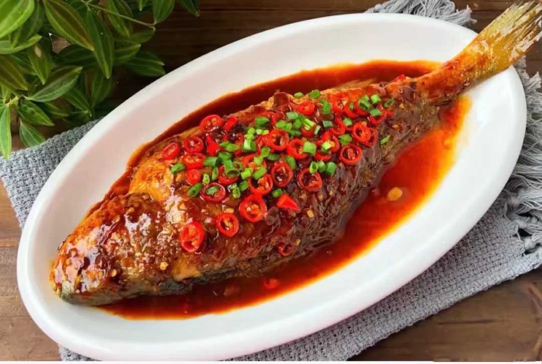 鱼的做法又简单又好吃香辣,家常鱼的做法简单又好吃