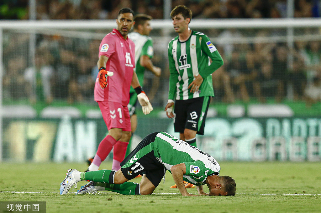 足坛告别催泪时刻,十大催人泪下的足坛巨星告别