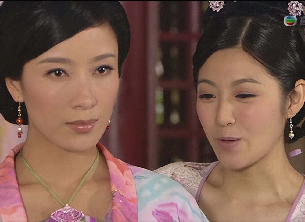 tvb陈自瑶颁奖礼走秀,tvb红地毯陈自瑶最佳女配角