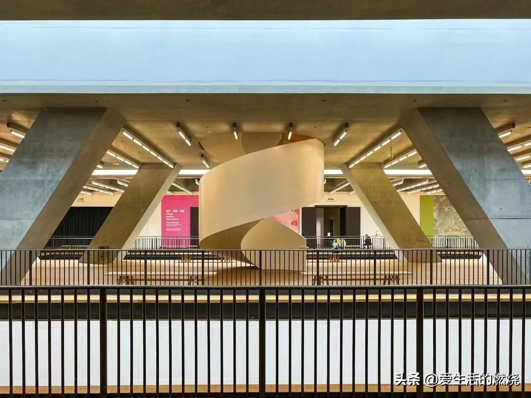 去了一趟香港的最大感触,再穷也要去一趟香港