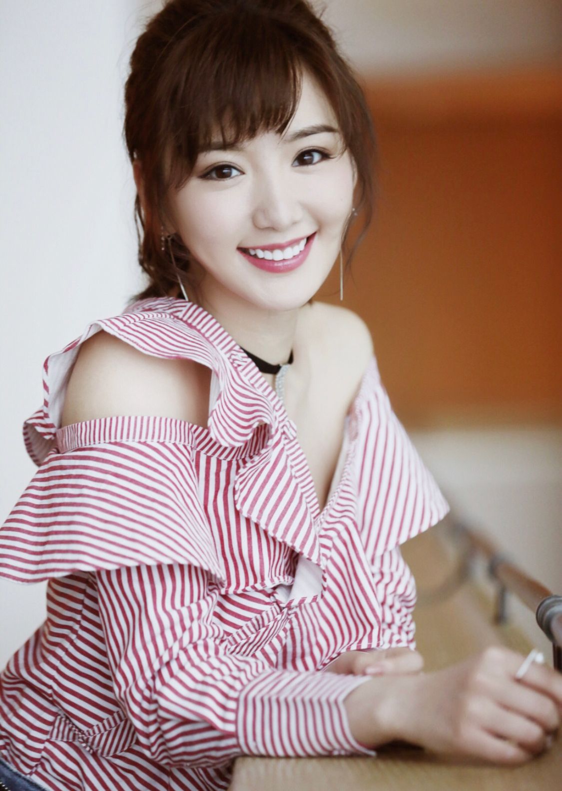 男生梨形脸适合的发型修饰下颚线,直男眼中什么发型最好看