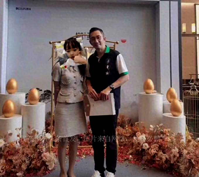 又一港星,又一香港明星移居内地