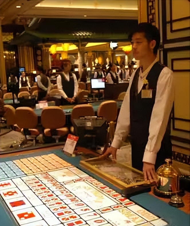 大批明星赌博照流出！十赌九输，因赌博栽跟头的远不止张继科一人