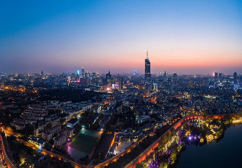 湖北省武汉和省内其他城市的差距,湖北第一大城市和江苏第二大城市