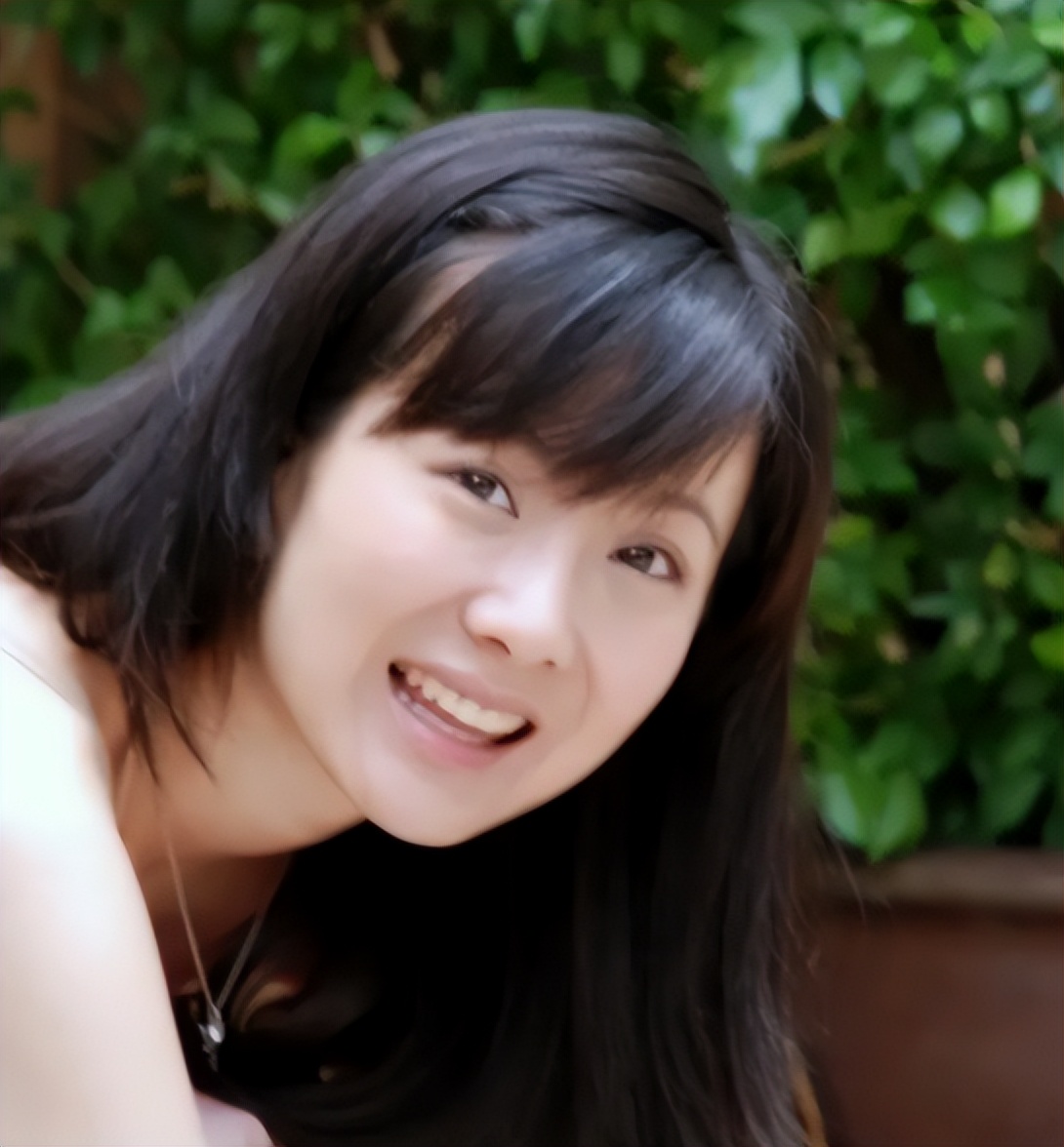 高斯王阳结婚照 (高斯王阳照片)