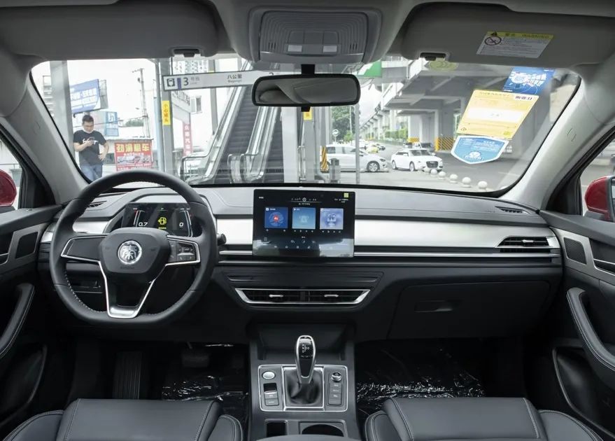 这4款中型轿车选哪个不出错,最低6万起这4台精品轿车家用首选