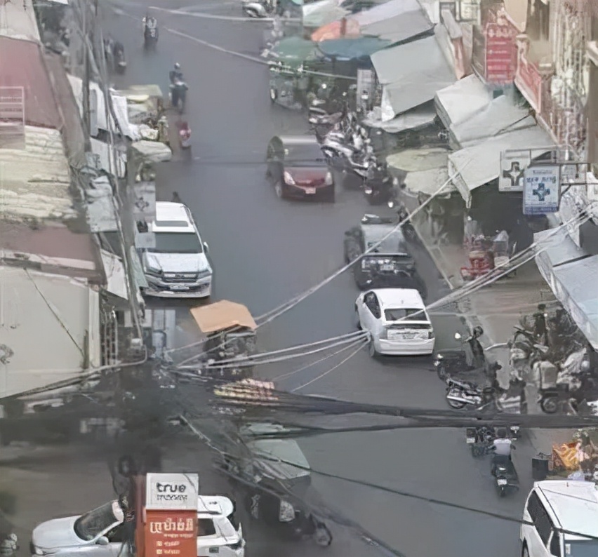 “包吃包住，月入过万，会电脑打字就行。”他心动了，结果…