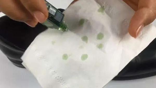 花露水和风油精的隐藏小妙招,风油精和花露水混合妙用