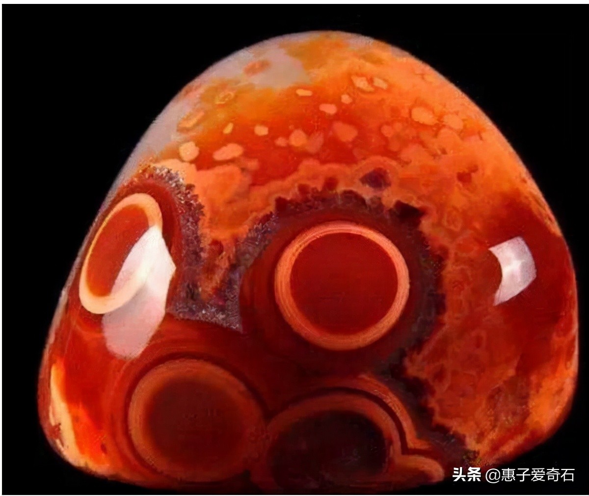 世界上最美的玛瑙,内蒙玛瑙湖出土三亿的玛瑙