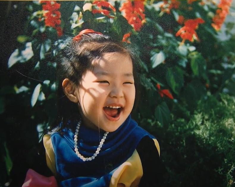 耗资7亿“复活”女儿后，她让患癌去世的母亲重生，惹哭网友：太心酸了