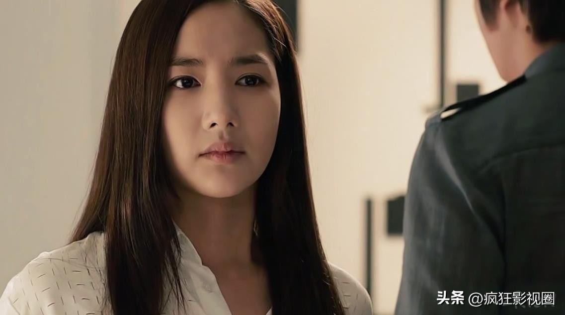 韩国女星朴敏英整容,朴敏英被称为韩国整容界女星范本