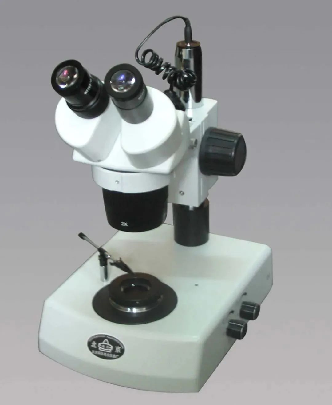 钻石价格涨涨涨，如何鉴定钻石的真假？