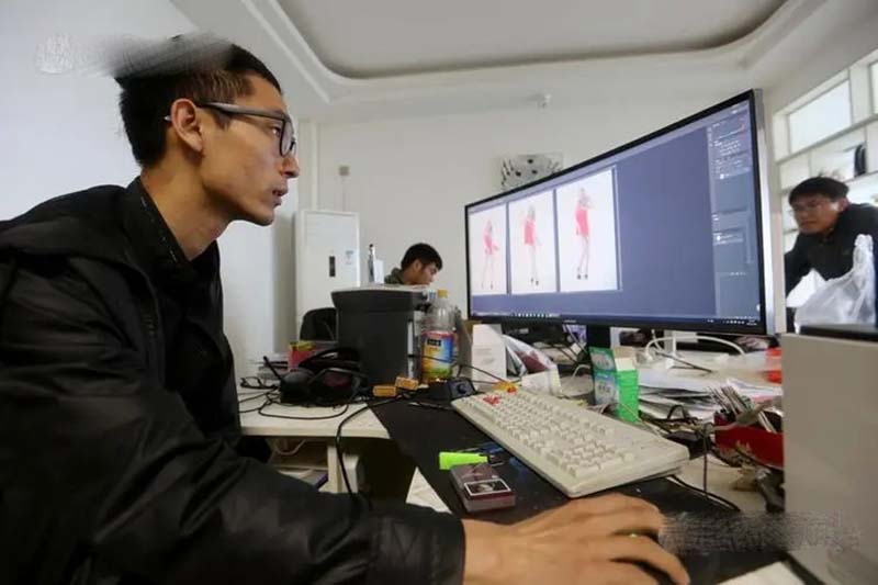 创业卖内衣年入百万,90后卖内衣一个月回本20万