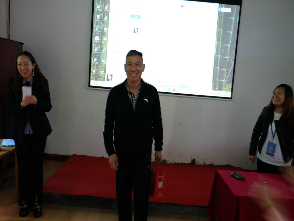 怀化第六届运动会游泳比赛,怀化鹤城泳协漂流