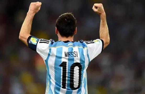 2021年金球奖得主梅西,前无古人梅西五度加冕欧洲金靴