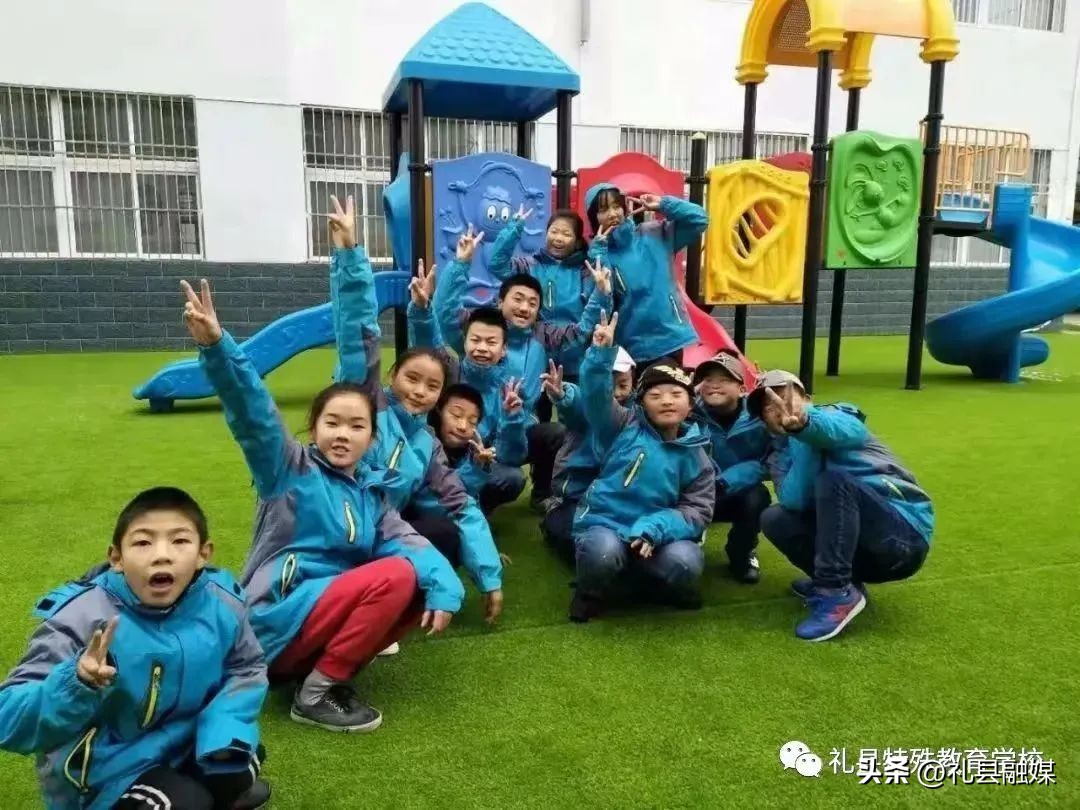 鐖卞績娴囩亴闈欏緟鑺卞紑,鐢ㄥ績鑱嗗惉闈欏緟鑺卞紑鐗规畩鏁欒偛瀛︽牎