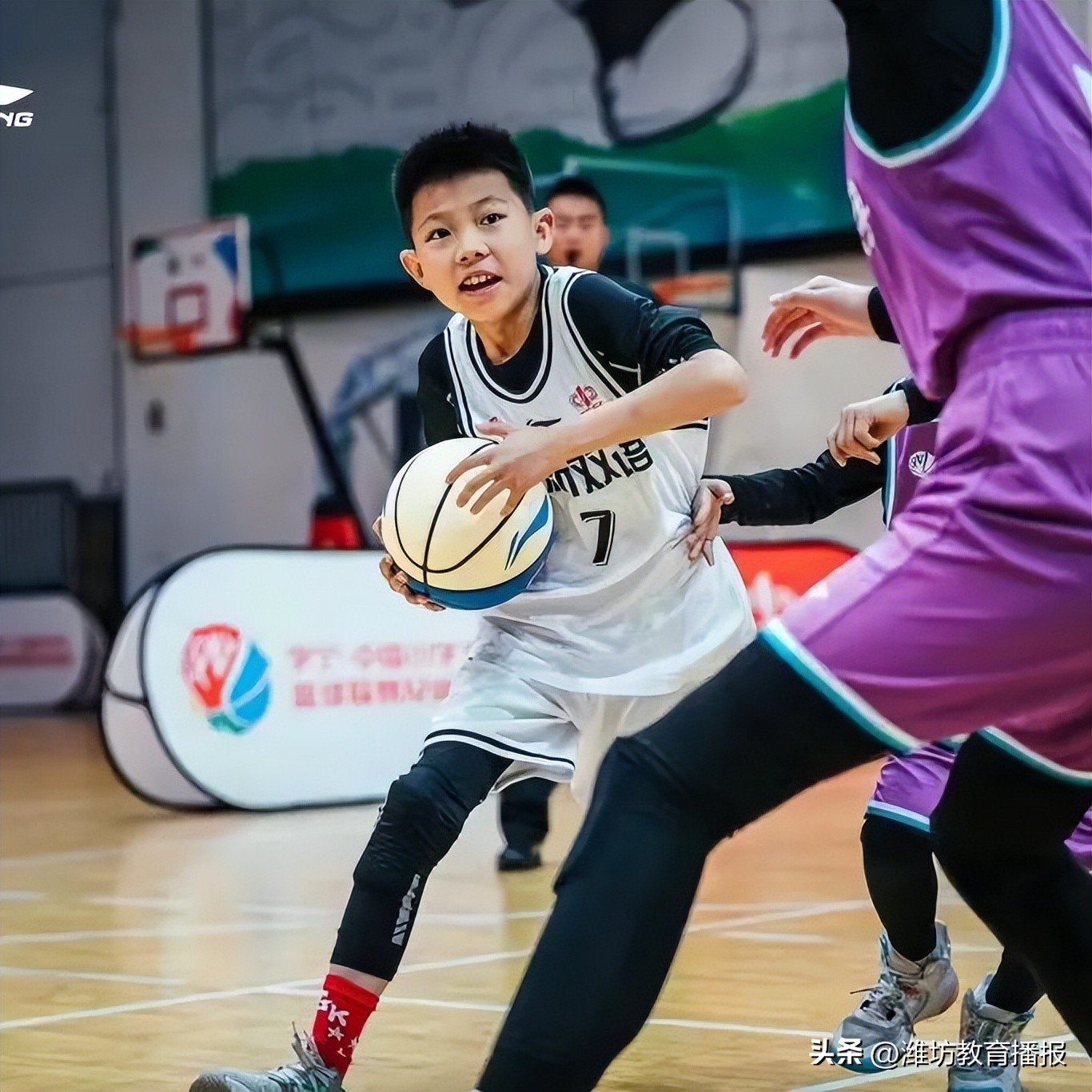 潍坊中新双语小学男篮,潍坊市中新双语学校篮球队