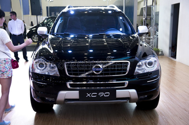 沃尔沃地表最强,沃尔沃xc90智行豪华版五座配置
