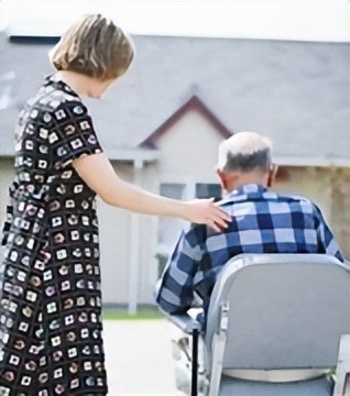 帕金森患者日常如何护理,帕金森天冷了忽然加重怎么办