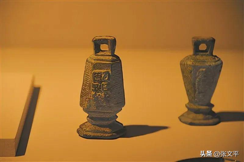 山西方言把“丈量尺寸”称之为“戥当”，这个“戥当”到底是什么