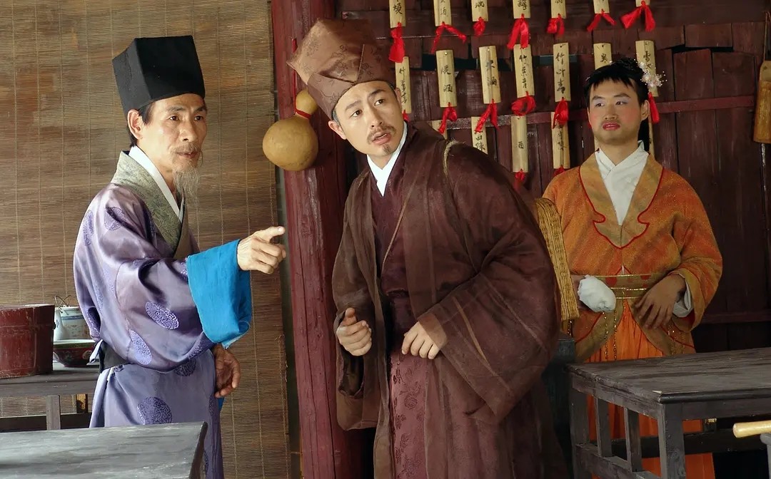 不顾形象的帅气男明星,不顾形象的男人具体表现