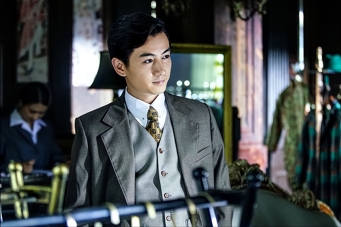 生存实践的情感联系，为生活赋予仪式化，突出对美好愿景的追求