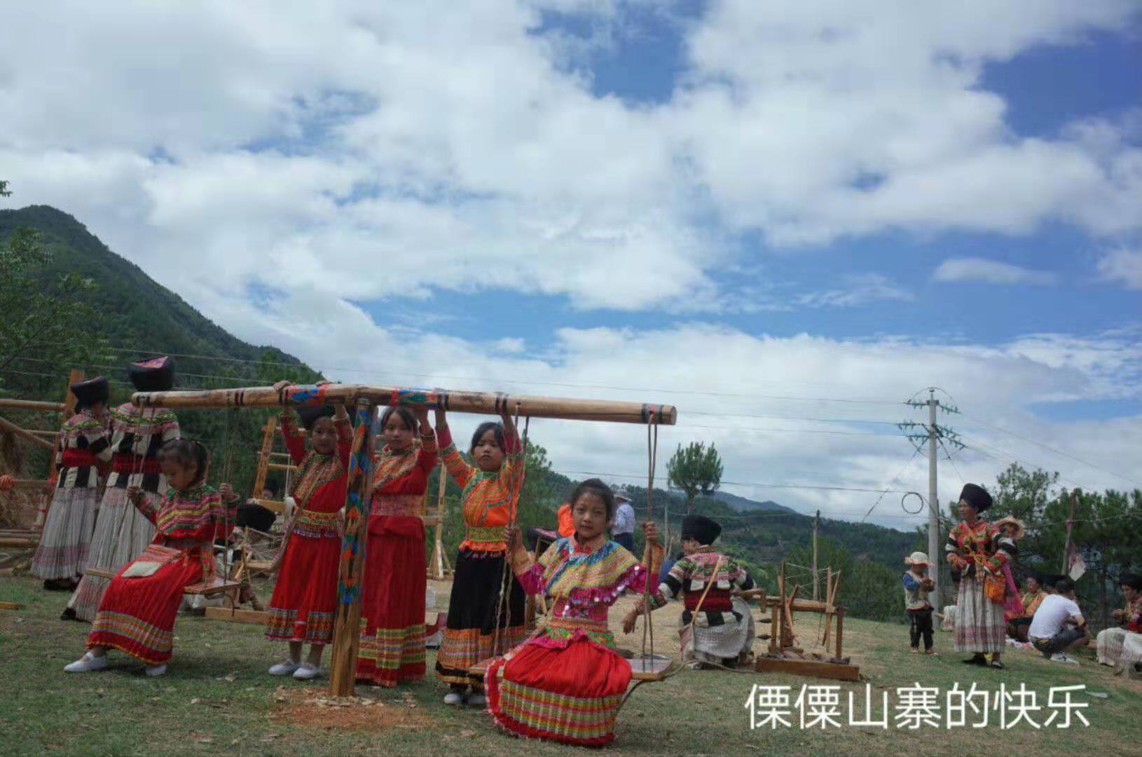 德昌傈僳族的风俗,德昌傈僳族之服饰文化