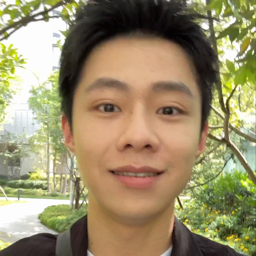 cpb2017晶钻粉霜,laprairie粉底液和cpb晶钻粉霜