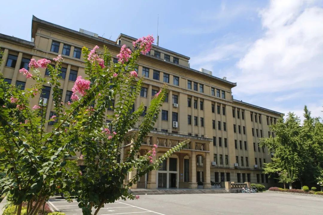 报考武汉理工大学需要选什么科,武汉理工大学值得报考吗