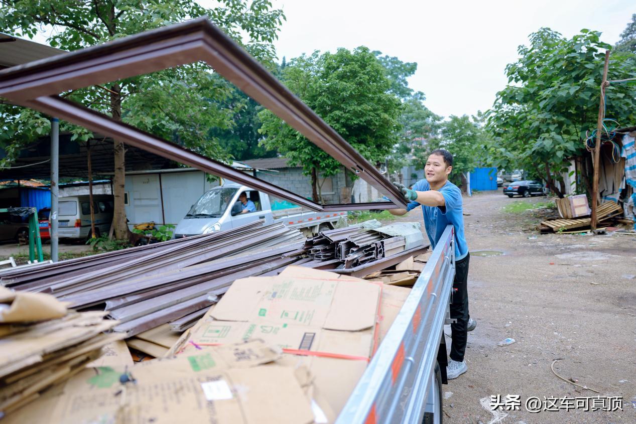 五菱龙卡办齐上路多少钱,五菱龙卡排半3米8售价是多少