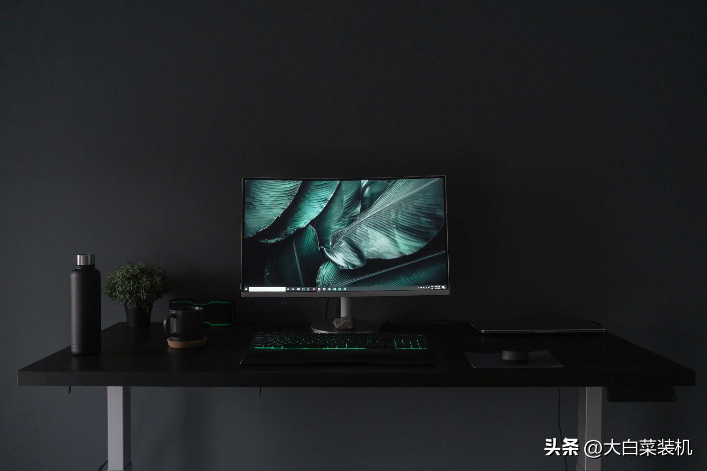 电脑屏幕脏了用酒精擦了会怎么样,电脑屏幕脏点用酒精擦不掉怎么办