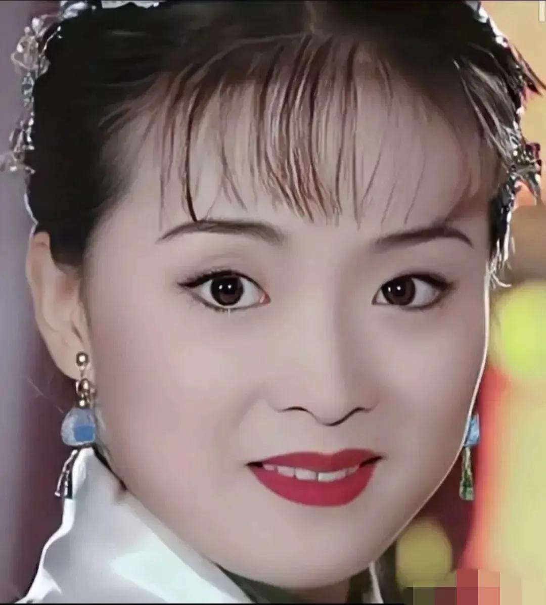 刘亦菲和宋轶谁更美,刘亦菲宋轶最新写真