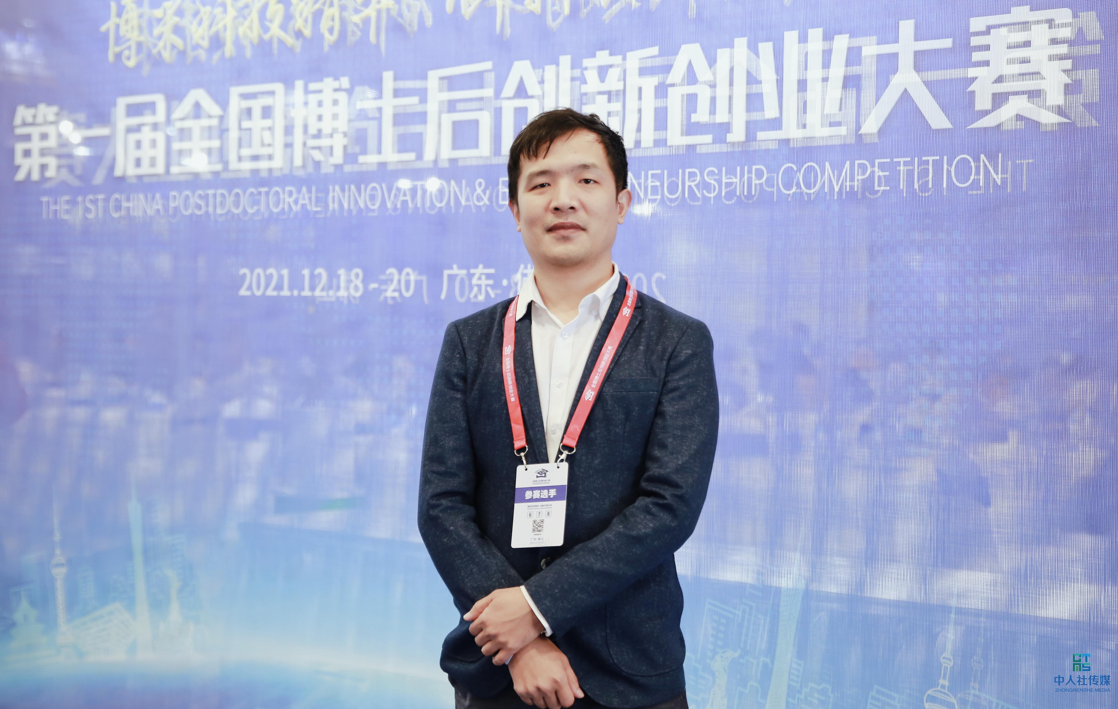 激光切割自动上料机器人,全自动手术机器人