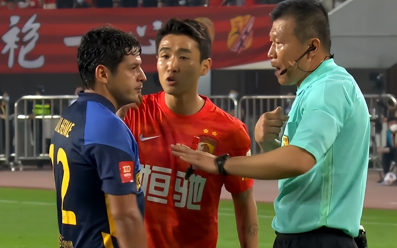 恒大足球俱乐部18年报名名单,中超恒大2018赛程表