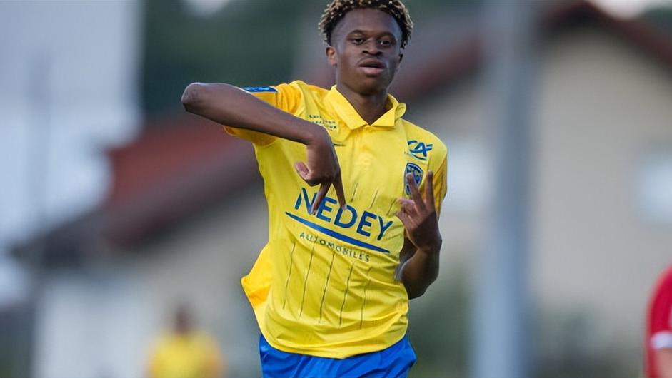 谁会成为下一个球星,谁会是下一个足坛第一人