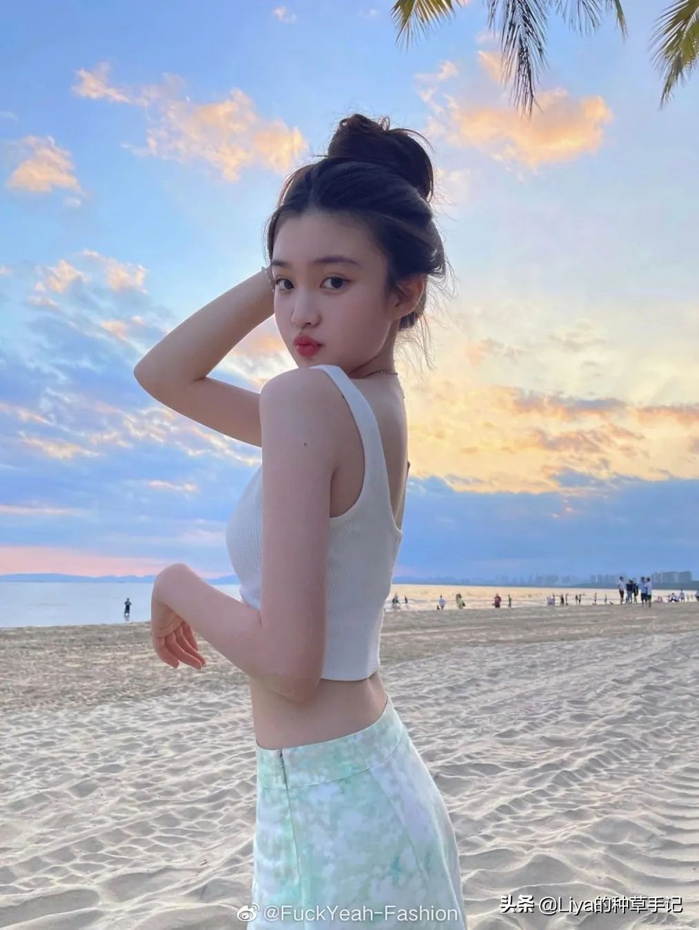 脸大脸圆头发少适合什么发型短发,40岁头发稀少脸圆大适合什么发型