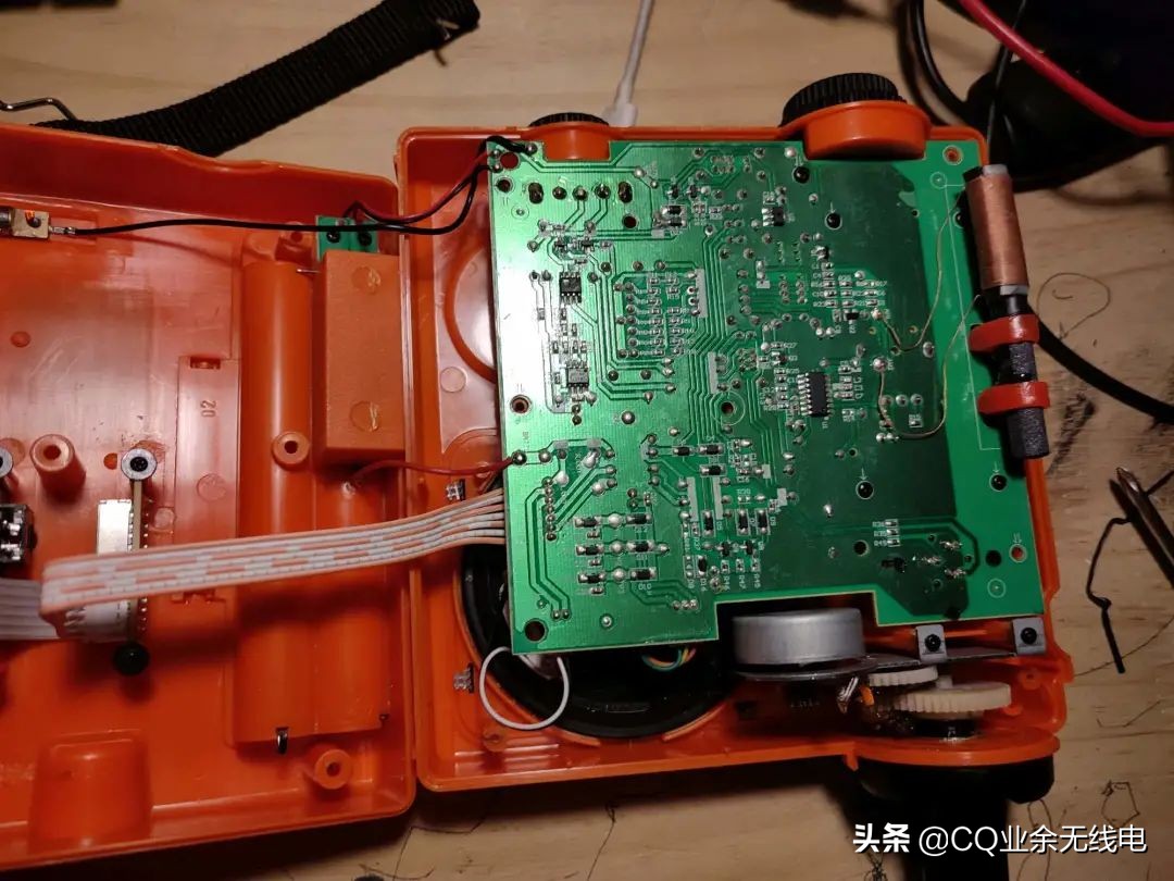 应急手摇收音机12000毫安,应急发电收音机