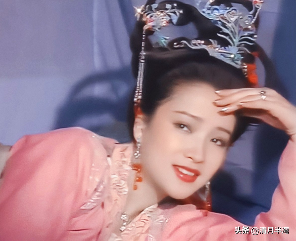 9位眉目含情“桃花眼”女星，顾盼之间皆风情，美得让人移不开眼