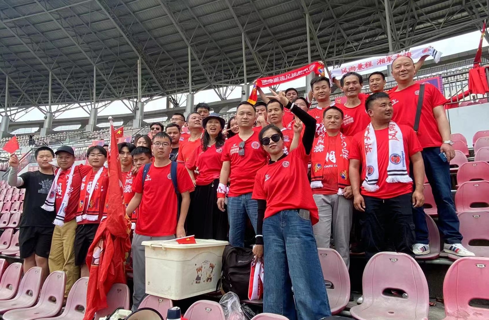 广西平果哈嘹vs济南兴洲,中甲积分榜广西遭逆转首败