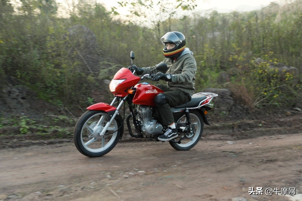 新大洲本田cbf150u摩托车售价,新大洲本田cbf190和铃木酷道155