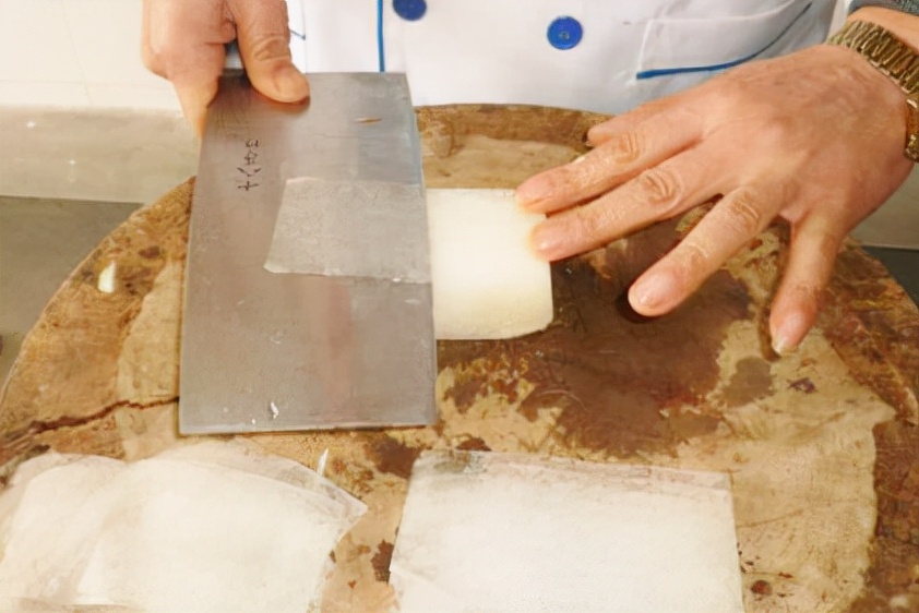 在实体店买家电需要看哪些,买刀需要注意什么