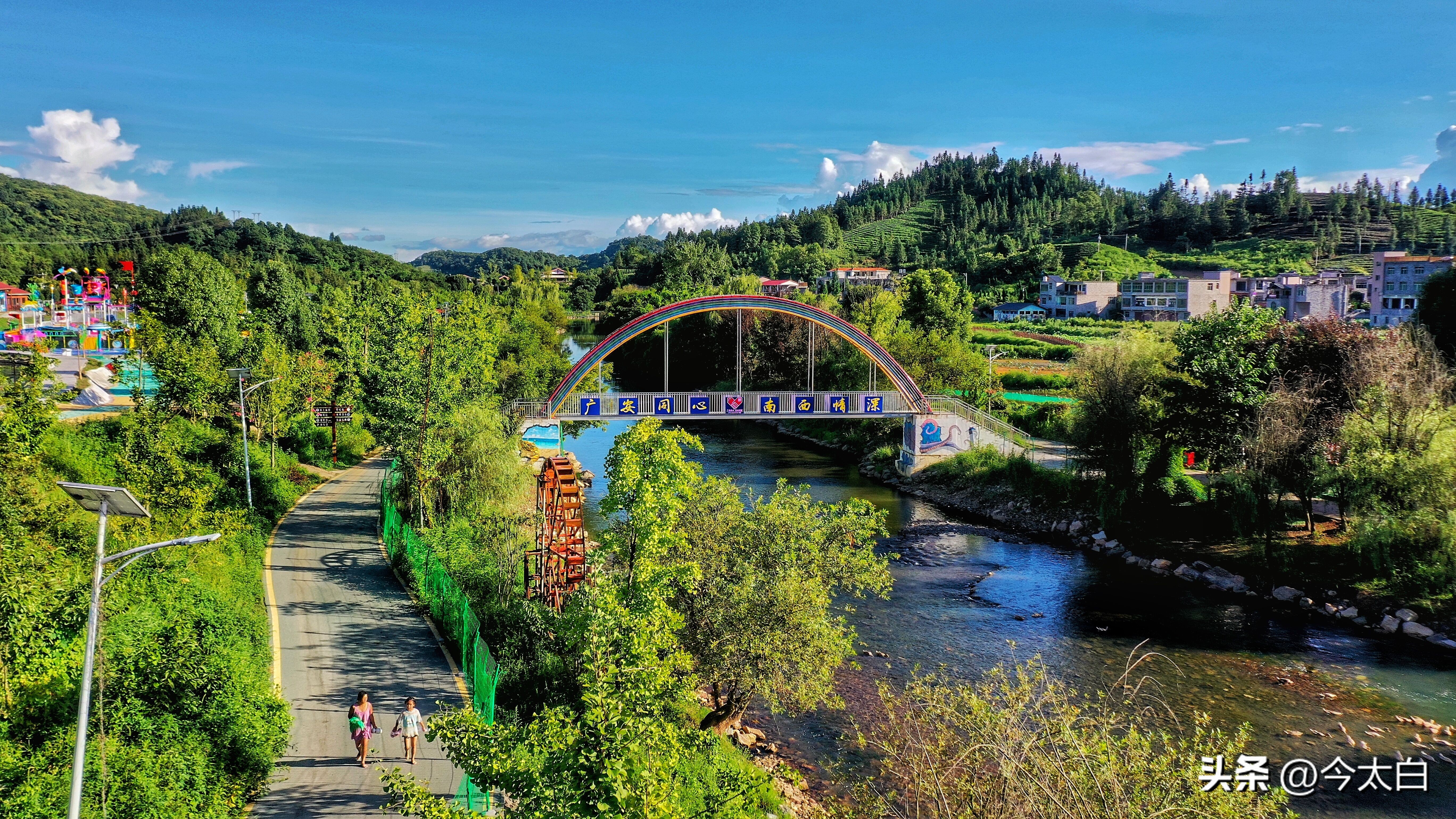 比黄果树瀑布还高8米,比黄果树还高6倍的瀑布