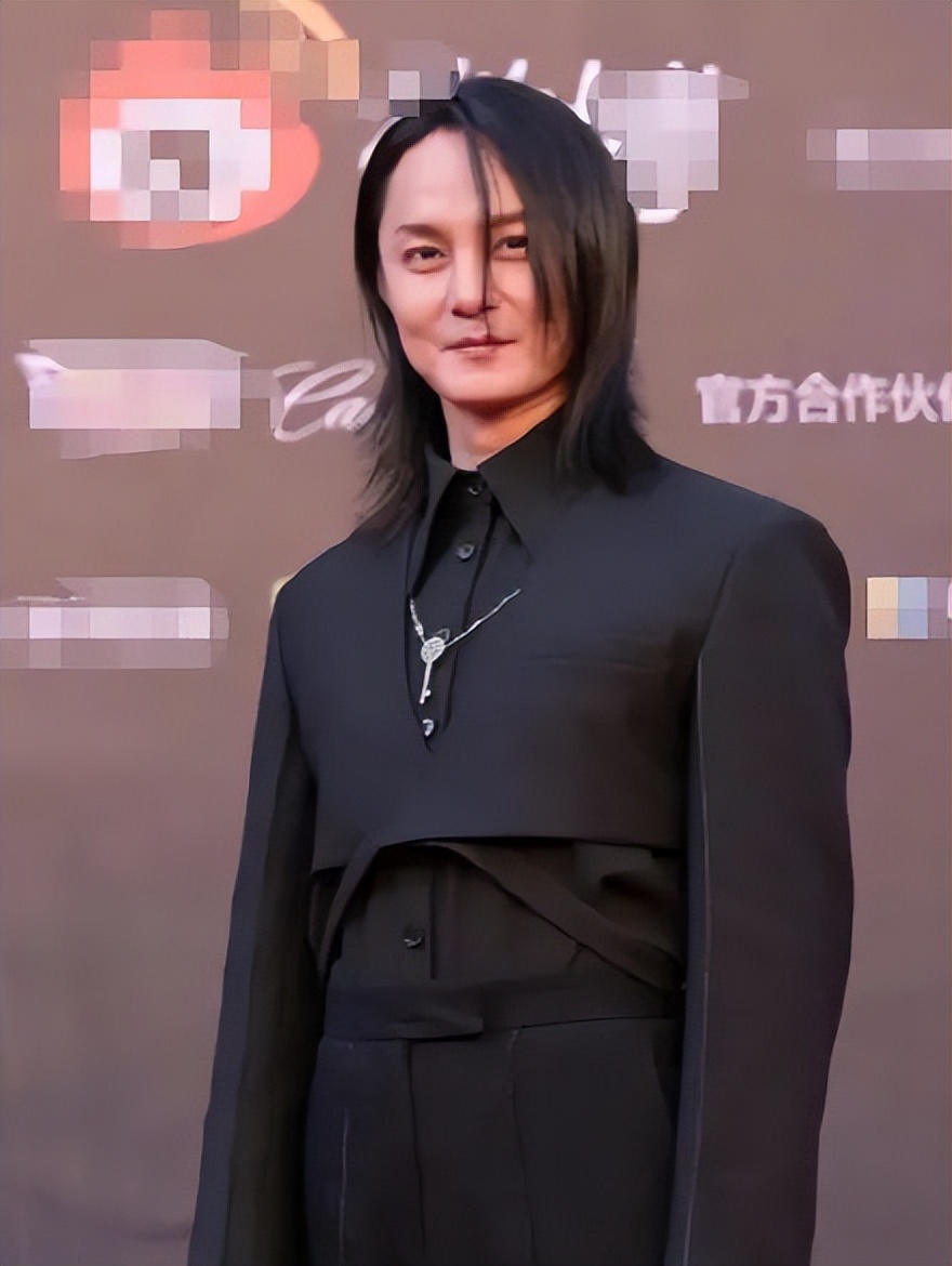 瘦到脸部凹陷到底好不好看,瘦到五官凹陷