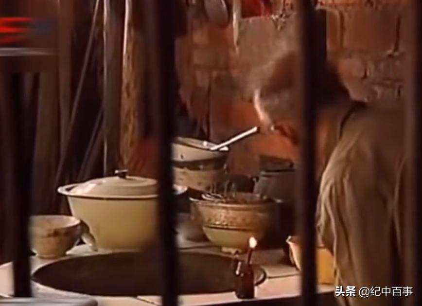 95年女大学生被卖到山村，被迫嫁给40岁老光棍，17年后获救